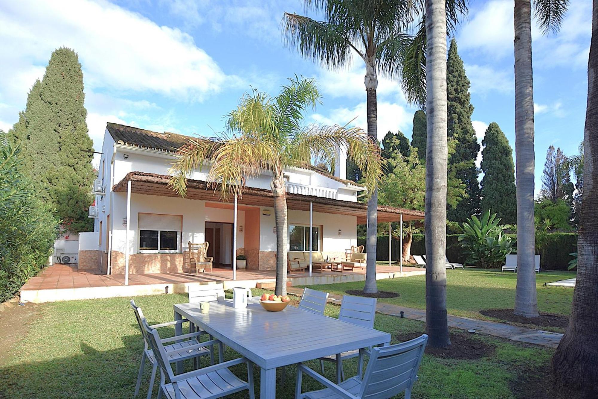 Villa La Estrella Del Norte Marbella